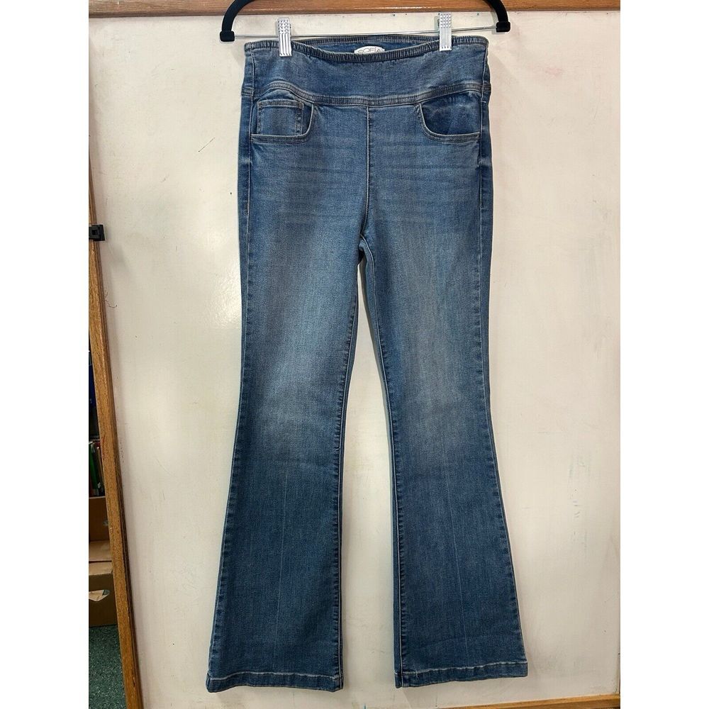 Sofia Vergara Melisa Flare Jeans Women's 6 Blue Low Rise Whisker Medium Wash